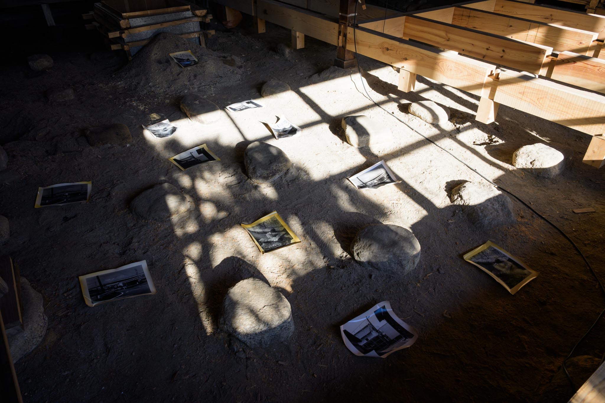 2025年菰山展松原豊展示「染みる時間と写真のかたち」